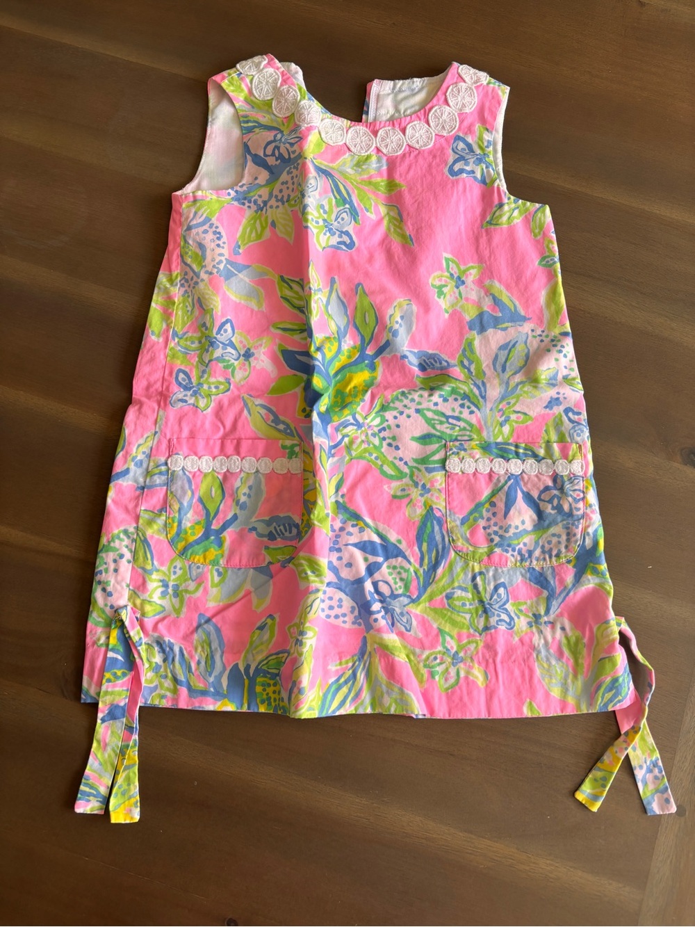 Lilly Pulitzer Girls Pink Tropical Print Shift Dress Sz 4